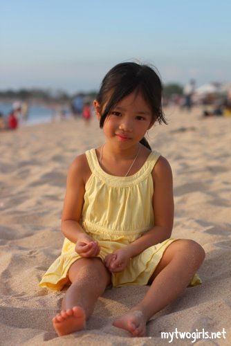 Zaria playing sand at Jimbaran
