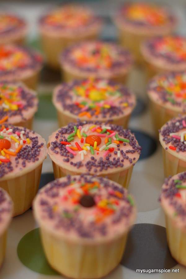 Cupcakes with M&M