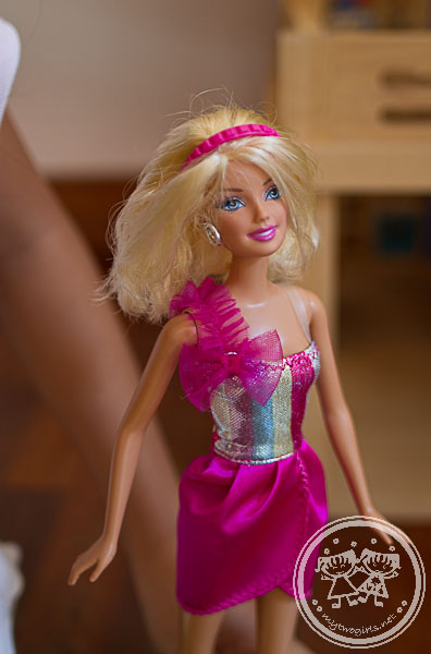 Barbie's hair band
