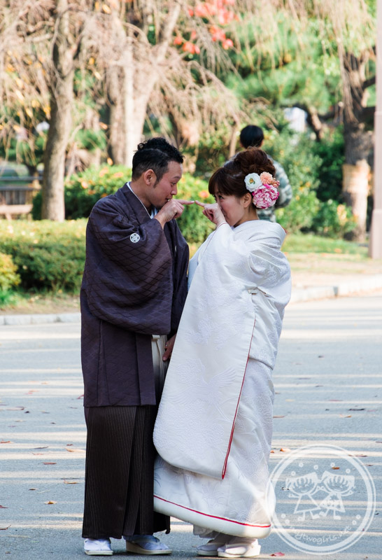 Wedding couple in Kimono at Osaka Castle Park